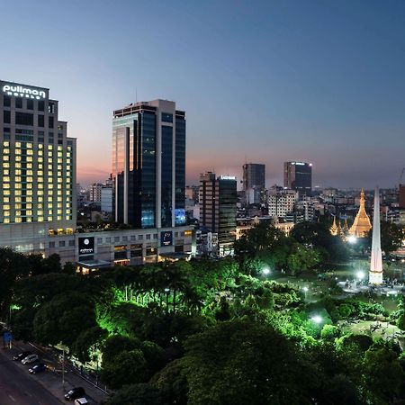 Pullman Yangon Centrepoint Hotel Exterior foto